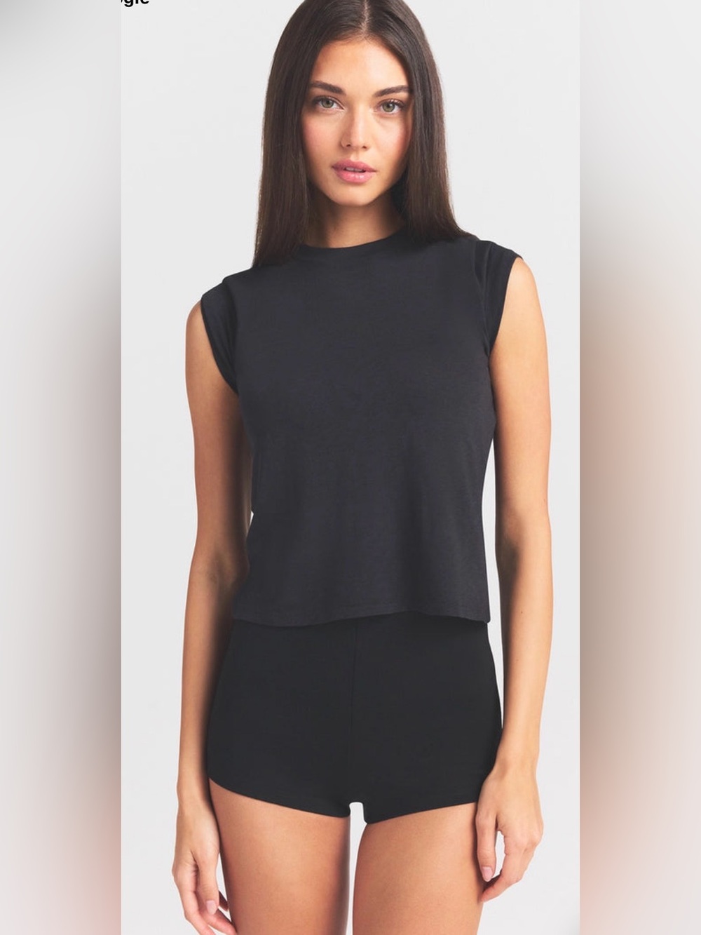 NWT SKIMS The Essential Collection High Waisted Hot Short in Obsidian size XS